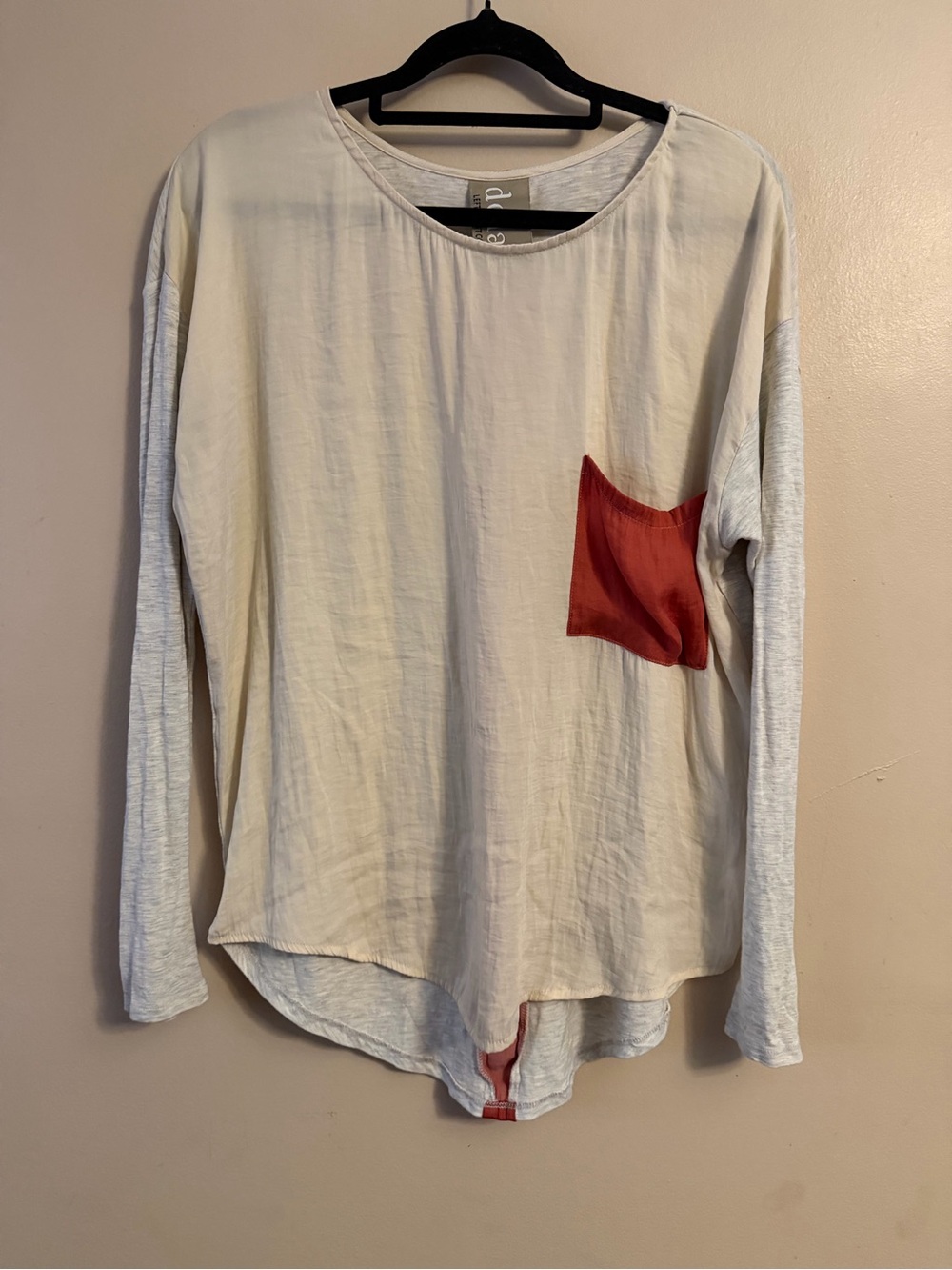 dolan Cream Long-Sleeve Shirt with Red Pocket